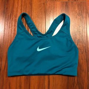 Nike Sports Bra (NWOT)